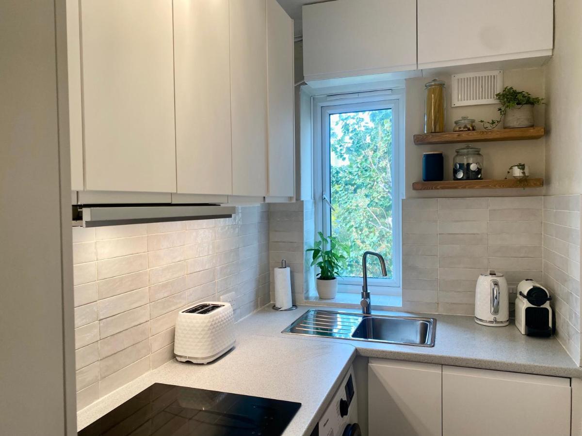 Newly Refurbished 2 Bedroom Apartment In South London Londres Exterior foto