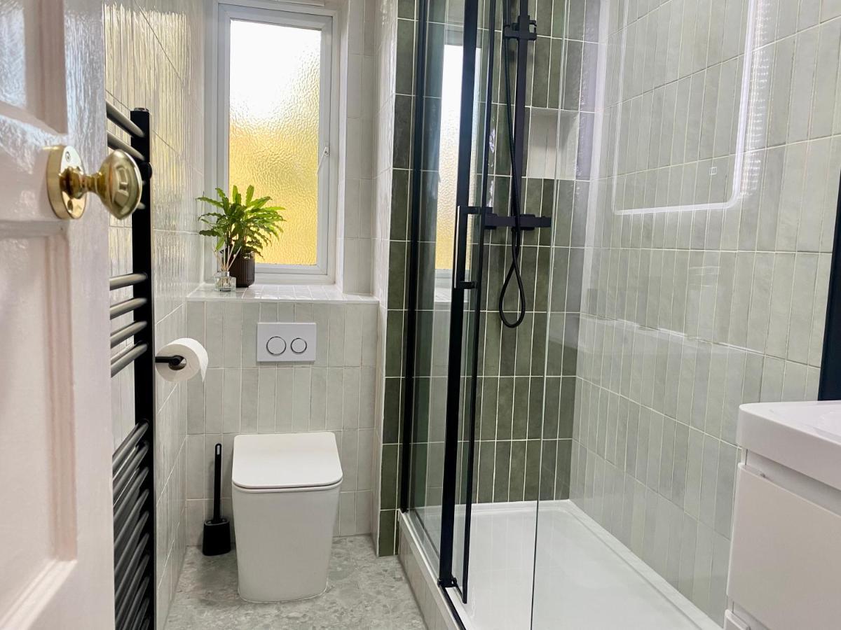 Newly Refurbished 2 Bedroom Apartment In South London Londres Exterior foto